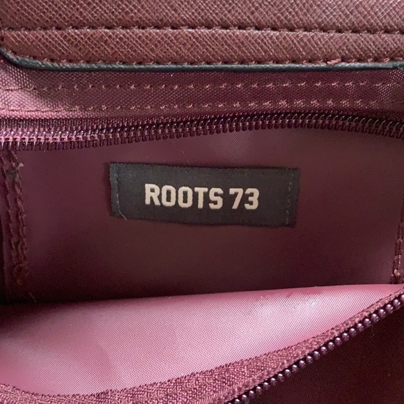 Roots Shoulder Purse - Picture 8 of 9